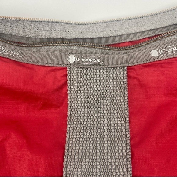 LeSportsac Essential Weekender Hobo Shoulder Handbag - Picture 11 of 14